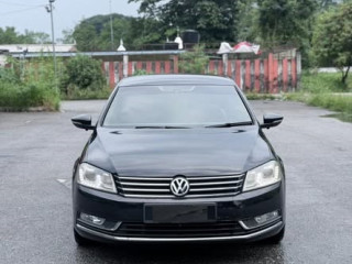 volkswagen-passat-18-auto-2013