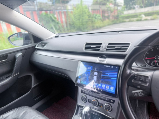 volkswagen-passat-18-auto-2013-big-1