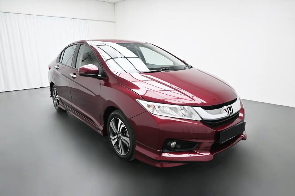 2016-honda-city-15-v-excellent-condition